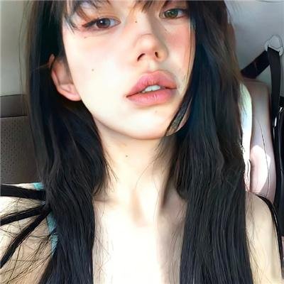 碧窗艳影